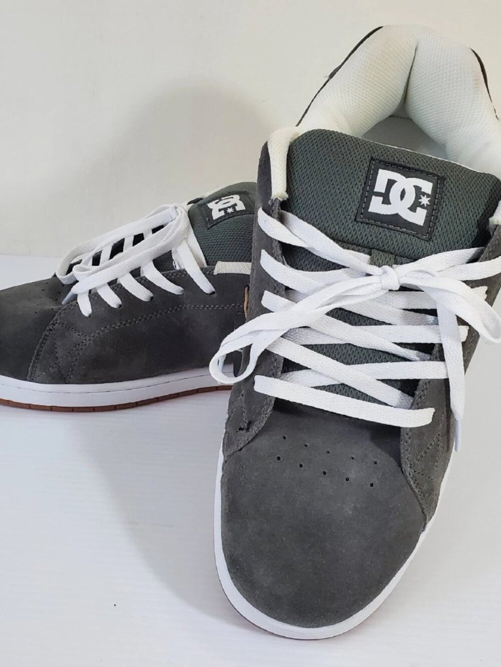 DC SNEAKERS SHOES COURT GRAFFIK MEN'S SHATEBOARD SHOES GRAY SIZE 14